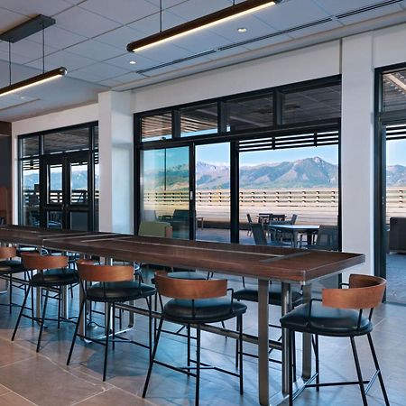 Courtyard By Marriott Colorado Springs North, Air Force Academy Hotel Екстериор снимка