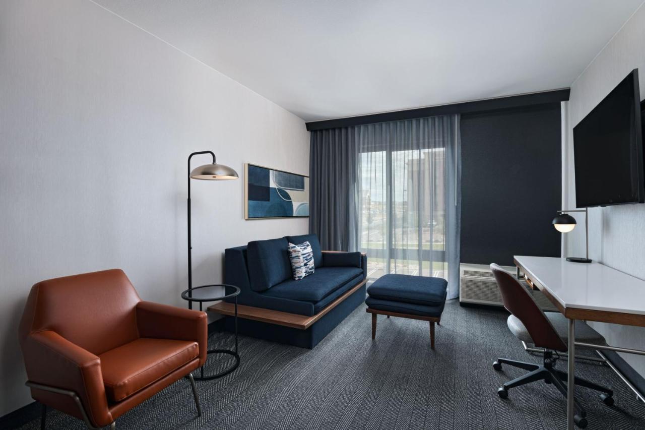 Courtyard By Marriott Colorado Springs North, Air Force Academy Hotel Екстериор снимка