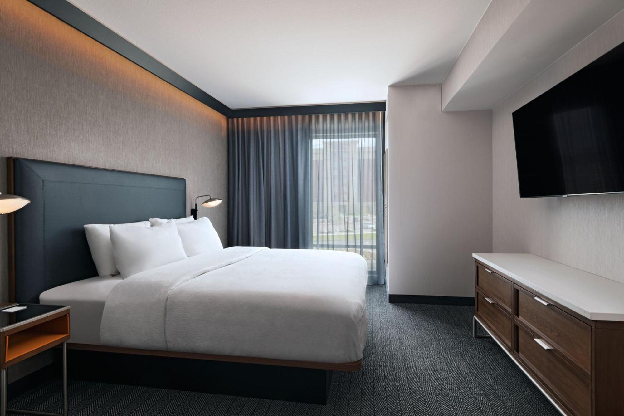 Courtyard By Marriott Colorado Springs North, Air Force Academy Hotel Екстериор снимка